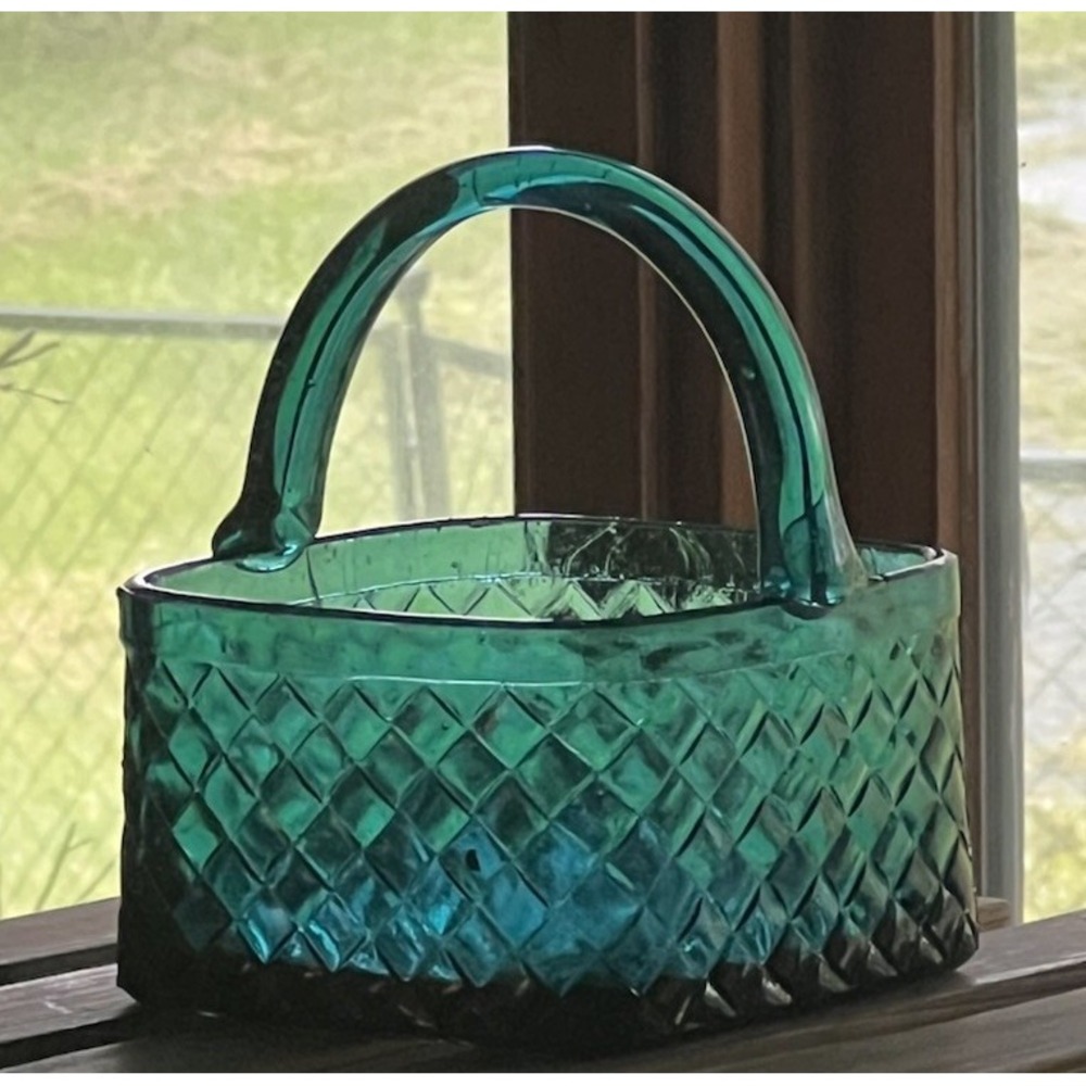 Vintage Shiah Yih Teal Blue Art Glass Basket Hand Made Taiwan 6" Basketweave